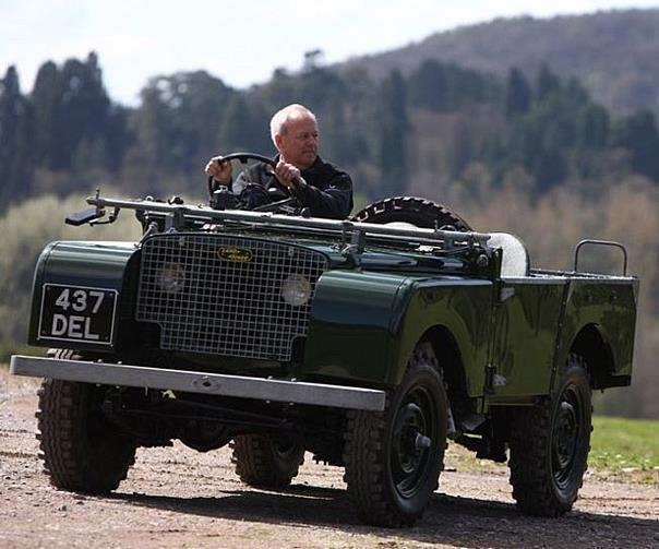 Er zeigte den Royals, was ein Land Rover im Gelände kann